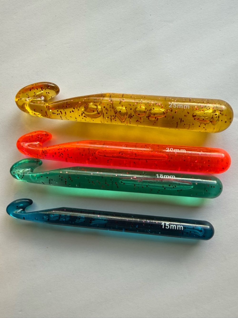 Set of 4 Colorful Jumbo Crochet Hooks - Yellow, Coral, Teal, Blue